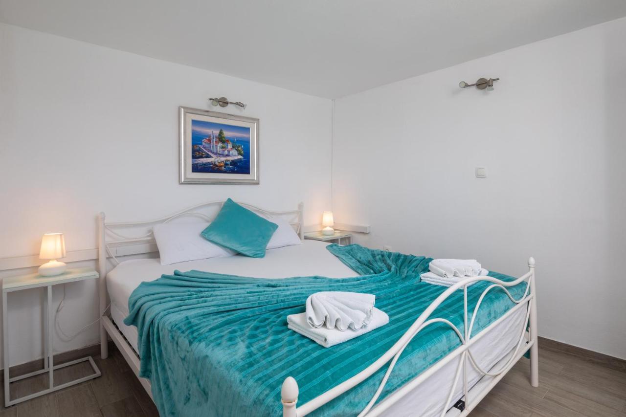 Vila Blanka Apartments Rogoznica  Zewnętrze zdjęcie