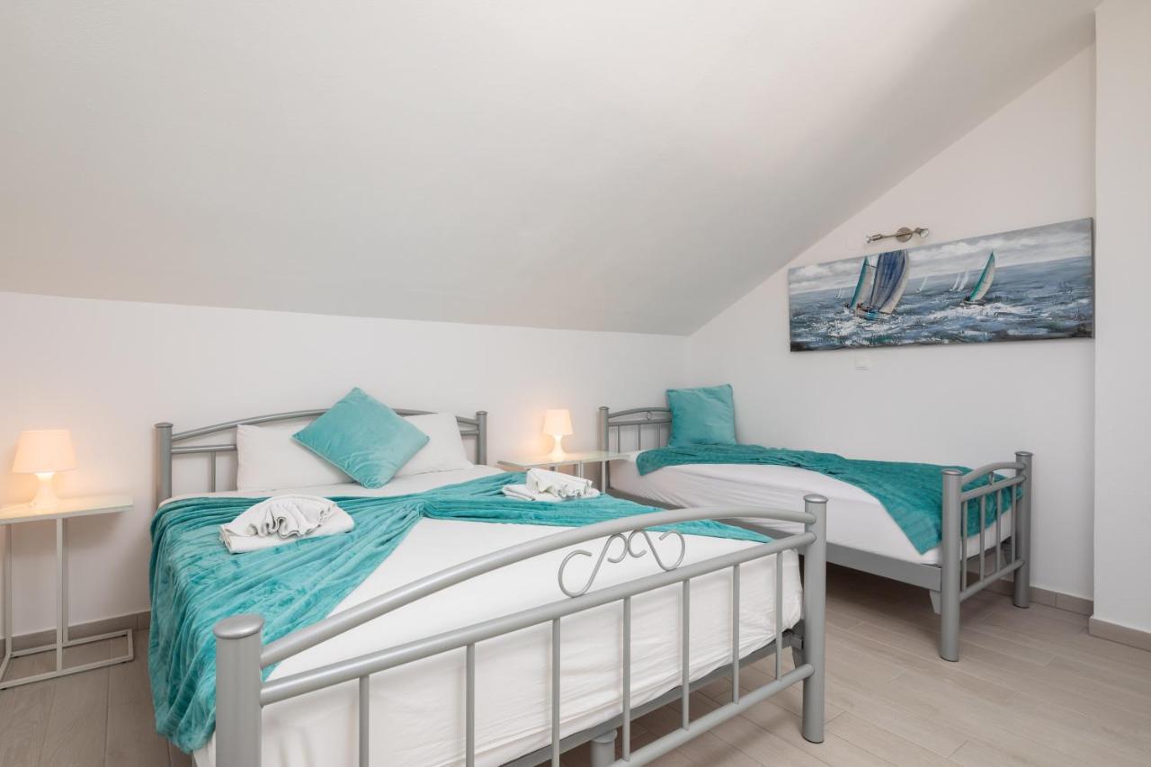 Vila Blanka Apartments Rogoznica  Zewnętrze zdjęcie