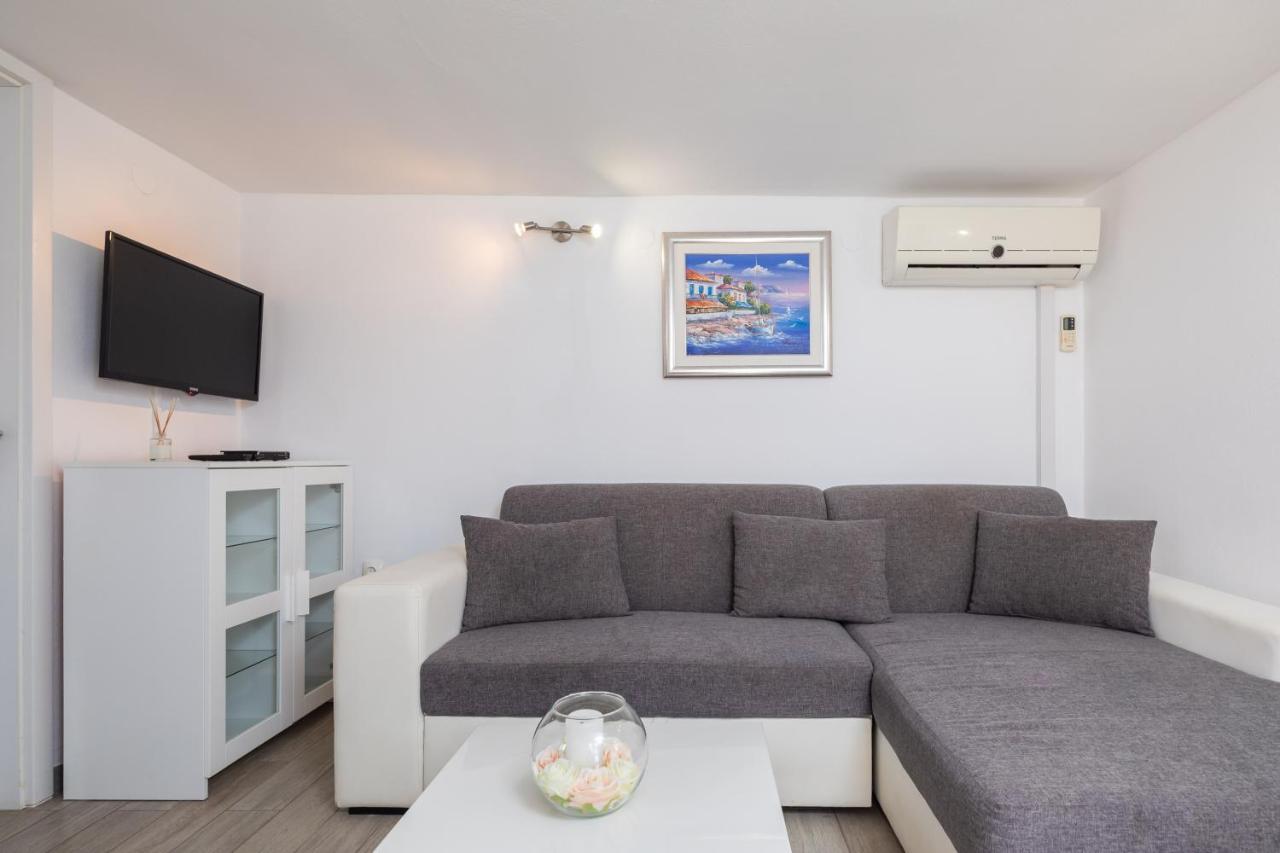 Vila Blanka Apartments Rogoznica  Zewnętrze zdjęcie